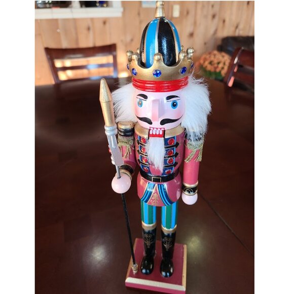 Wooden Nutcracker Soldier Statue Christmas Decor Xmas Holiday Table Decoration - Picture 3 of 12